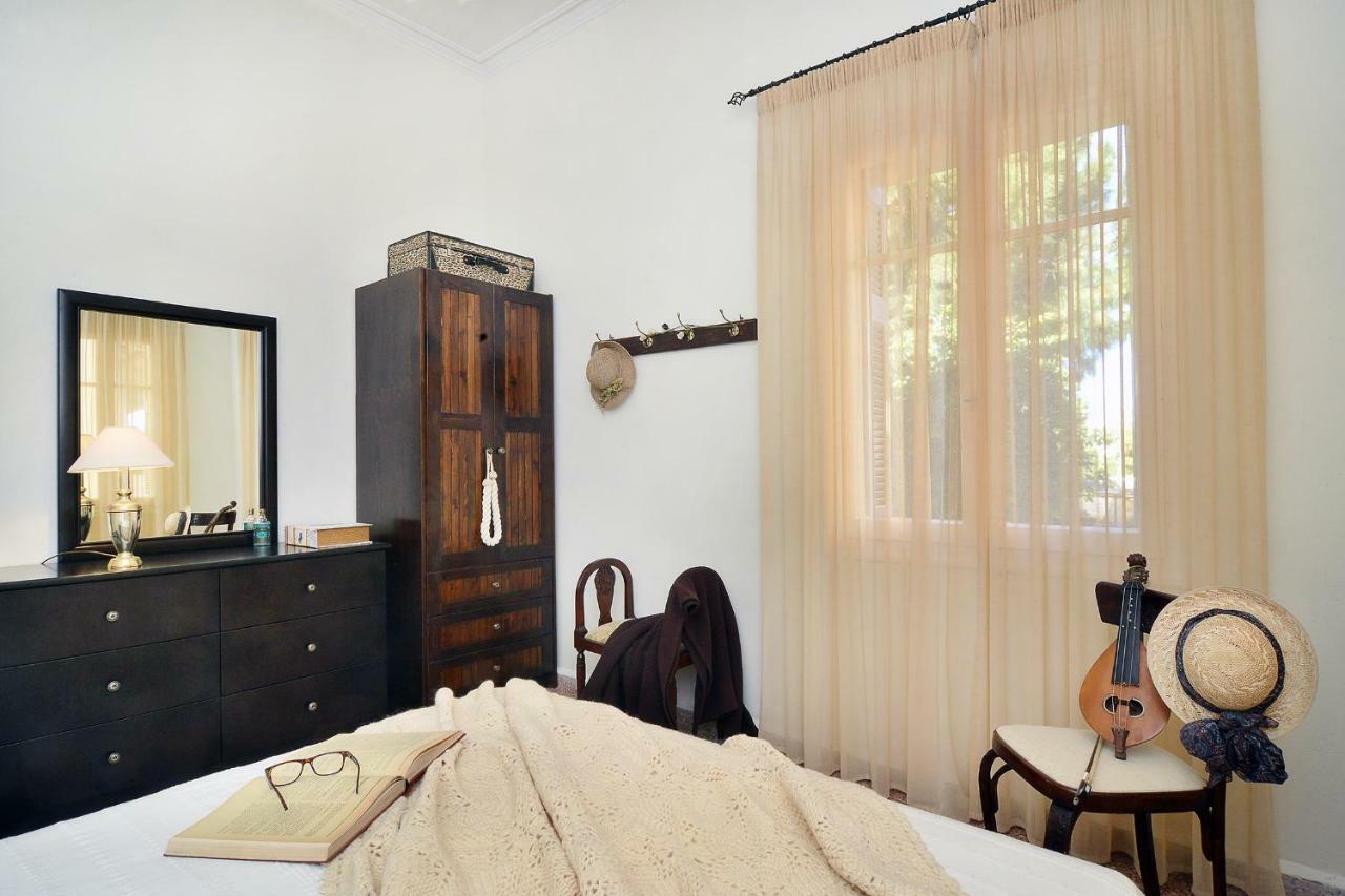 Haralabos Central Apartment Chrissi Akti Chania Exterior foto