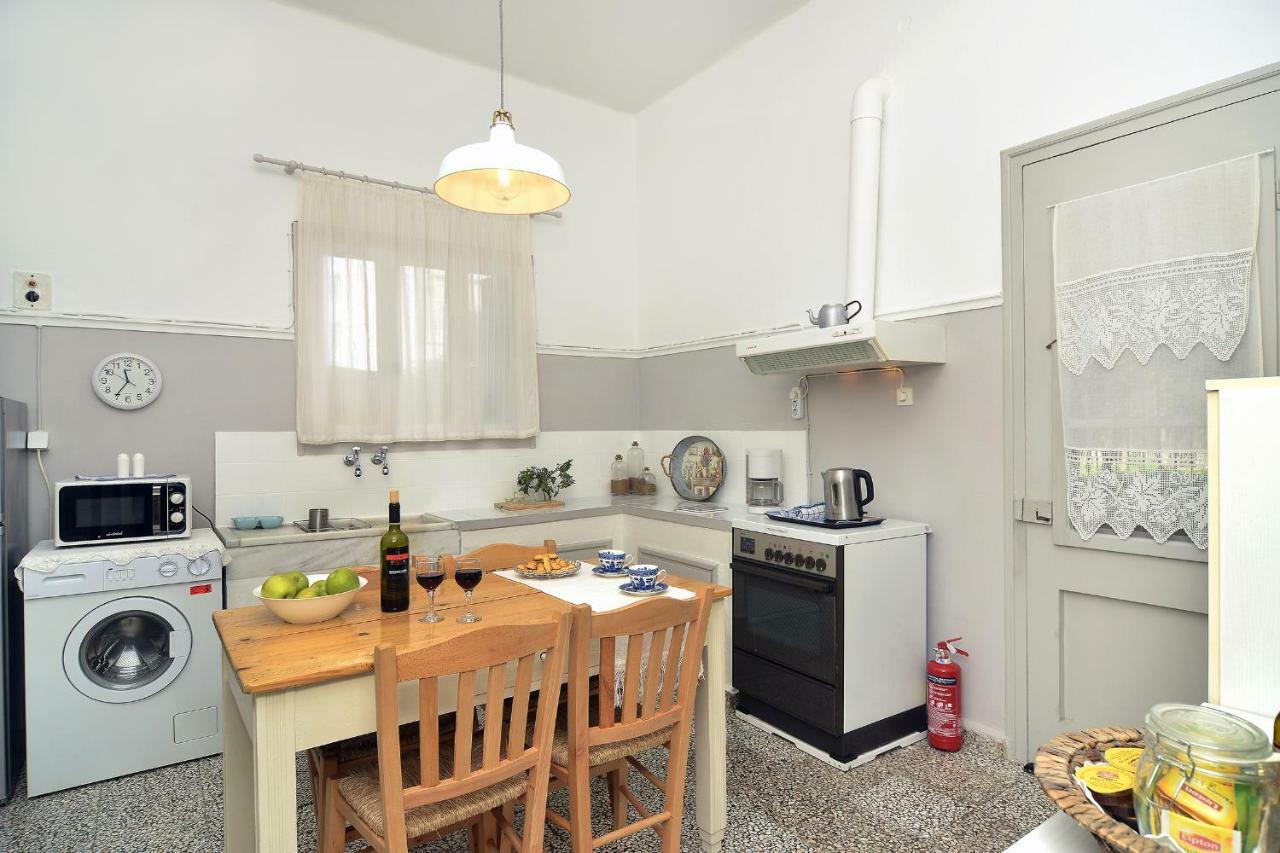 Haralabos Central Apartment Chrissi Akti Chania Exterior foto