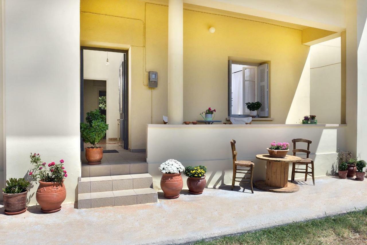 Haralabos Central Apartment Chrissi Akti Chania Exterior foto